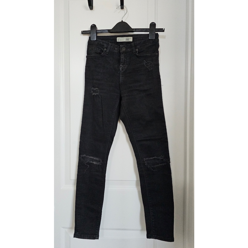 Topshop (Petite) | "Jamie" Moto Distressed Skinny Jeans
